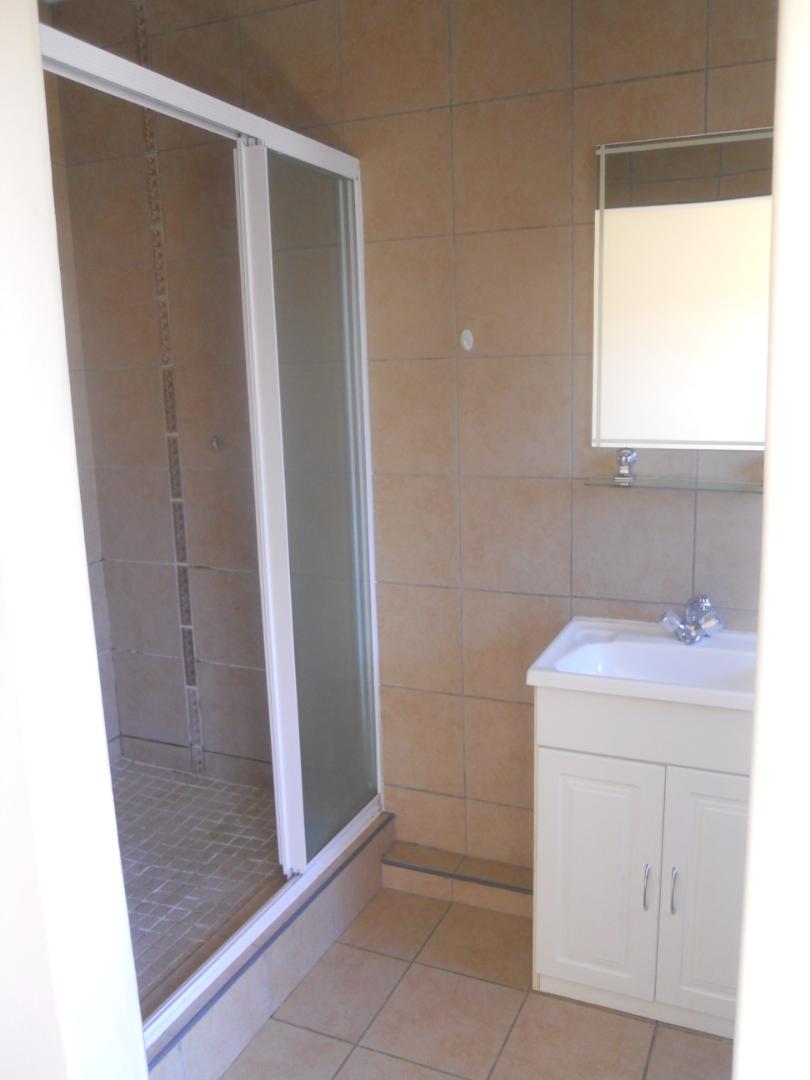 To Let 3 Bedroom Property for Rent in Langenhovenpark Free State